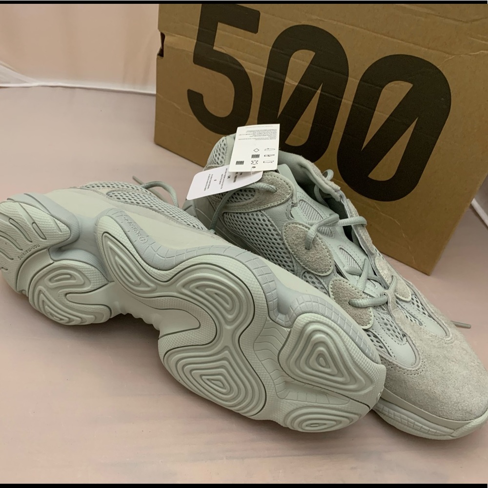 Brand New NWT Adidas Yeezy Boost 500 in “Salt”